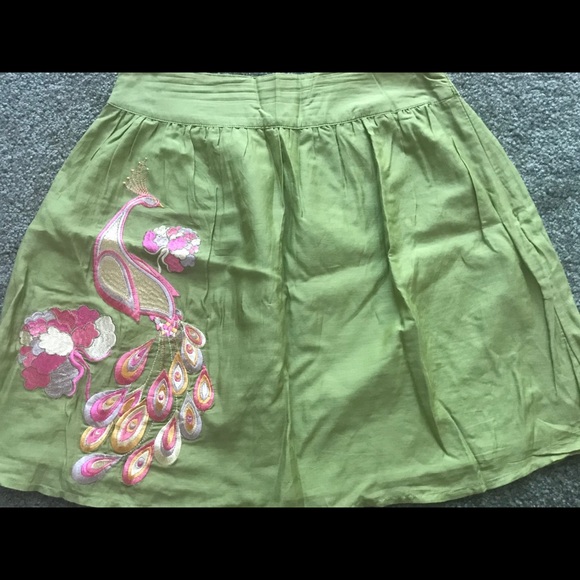 Beautiful Peacock Skirt - Picture 2 of 4